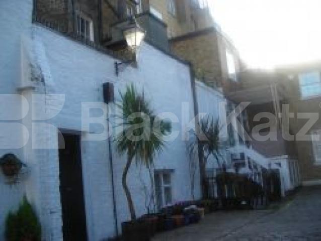 			1 Bedroom, 1 bath, 1 reception Flat			 Braiston Mews East, MARYLEBONE W1